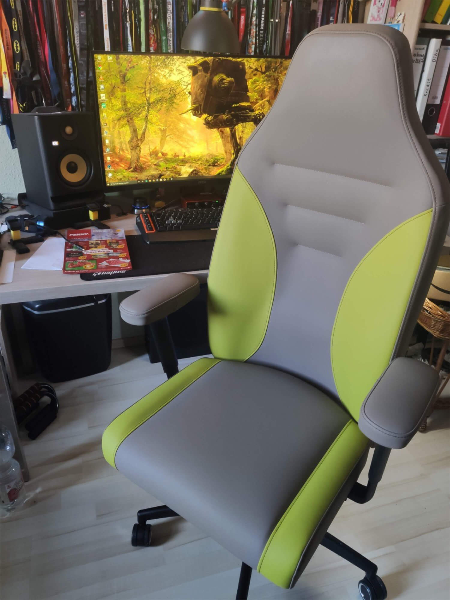 Schreibtischstuhl grau | Gamechanger